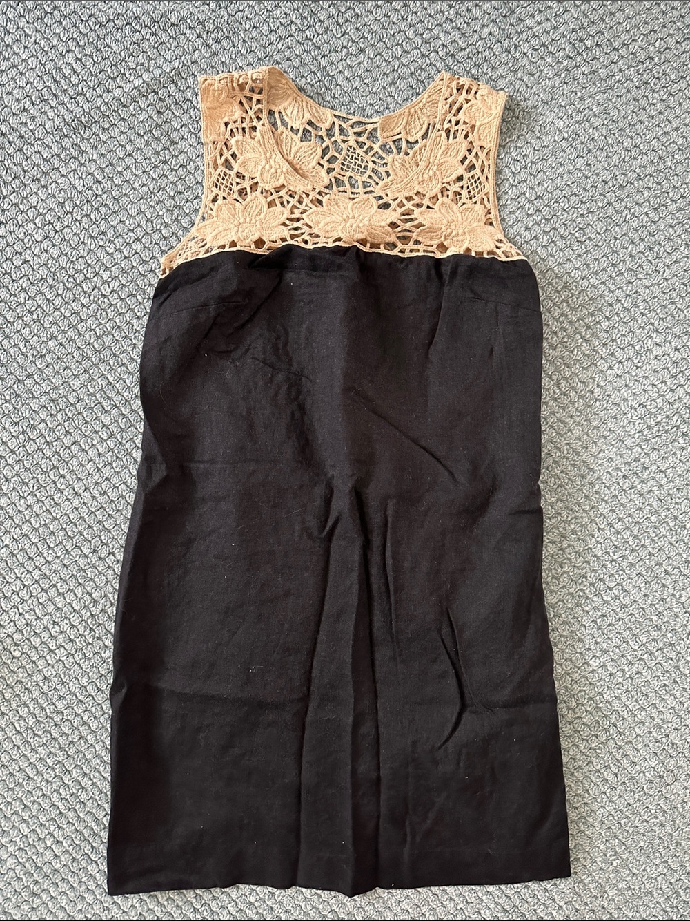 LOFT Dress - Picture 2 of 6